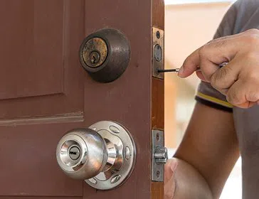 Gallery Locksmith Store Fort Pierce, FL 772-218-0307 Gallery Locksmith Store Fort Pierce, FL 772-218-0307 - 7-Lock-Installation